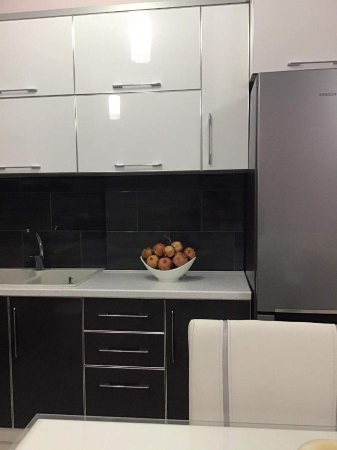 Orfeas Central Apartment Fier Extérieur photo
