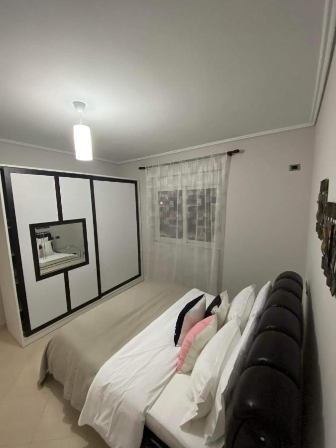 Orfeas Central Apartment Fier Extérieur photo