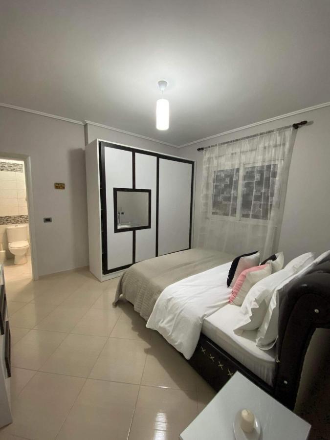 Orfeas Central Apartment Fier Extérieur photo