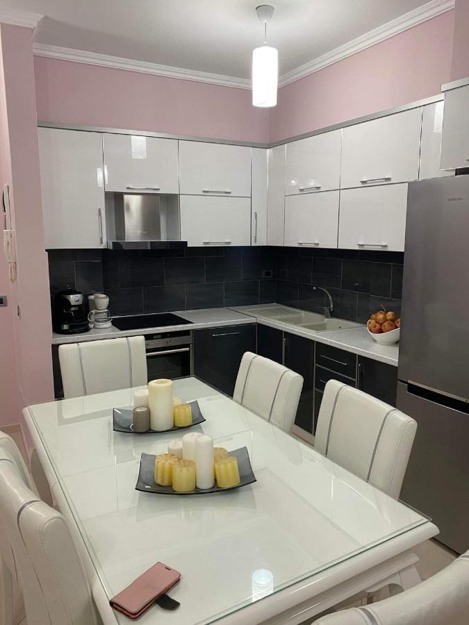 Orfeas Central Apartment Fier Extérieur photo